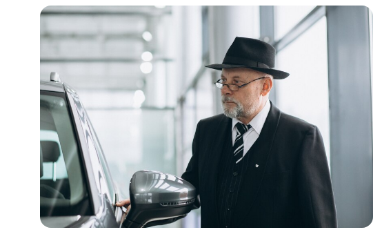 В Петербурге продают уникальный Mercedes-Benz за 9 млн рублей
