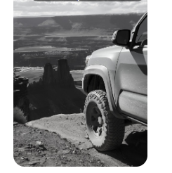 Обновленный внедорожник Lada Niva Travel сняли на фото