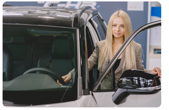 Lada Iskra разлетается по РФ: АвтоВАЗ отправил более 1100 авто к дилерам