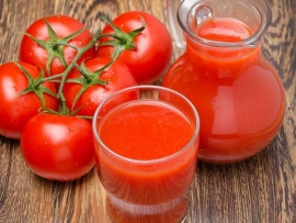 Нутрициолог Уваровская рассказала о пользе томатного сока