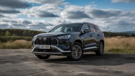 В РФ прошел старт продаж Toyota Corolla Cross от 2,2 млн рублей