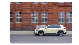 От 1,9 млн рублей: в РФ возобновили продажи кроссоверов Toyota Corolla Cross